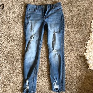 Hollister skinny jeans ripped light